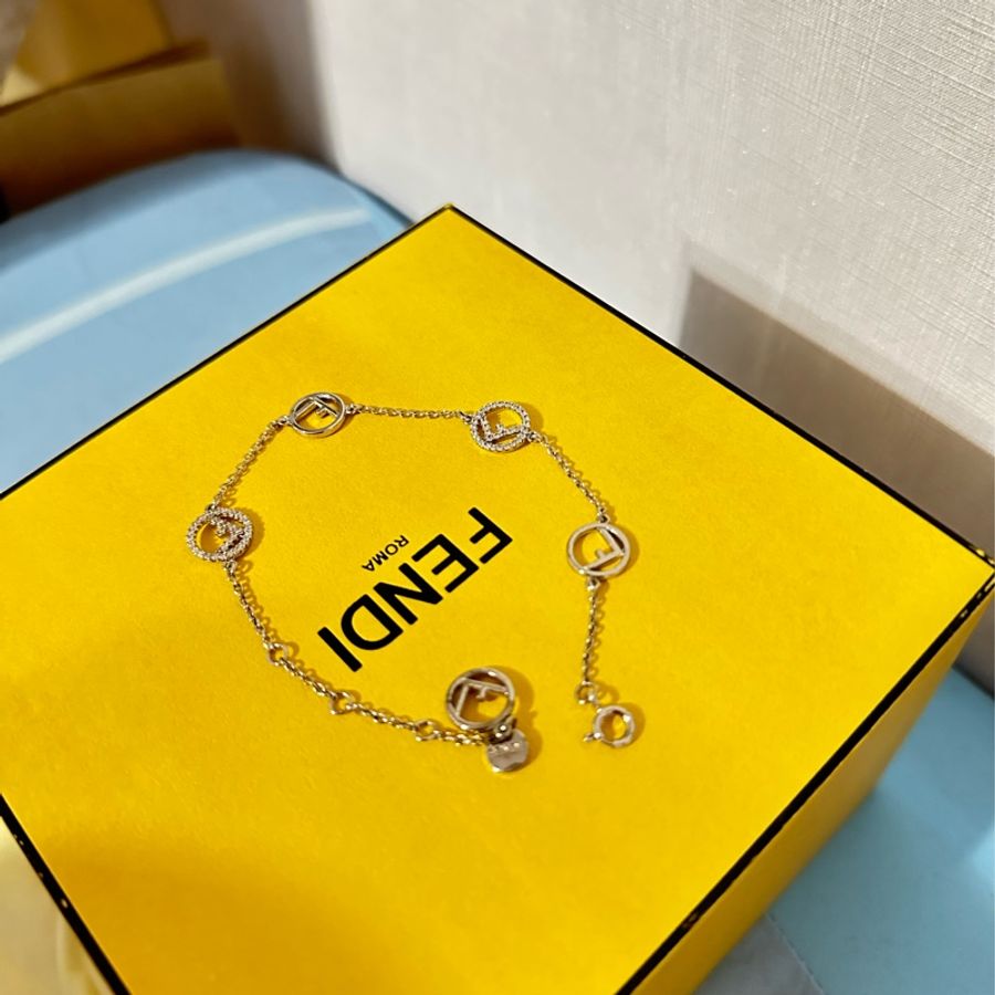 fendi 銀色手鍊-1