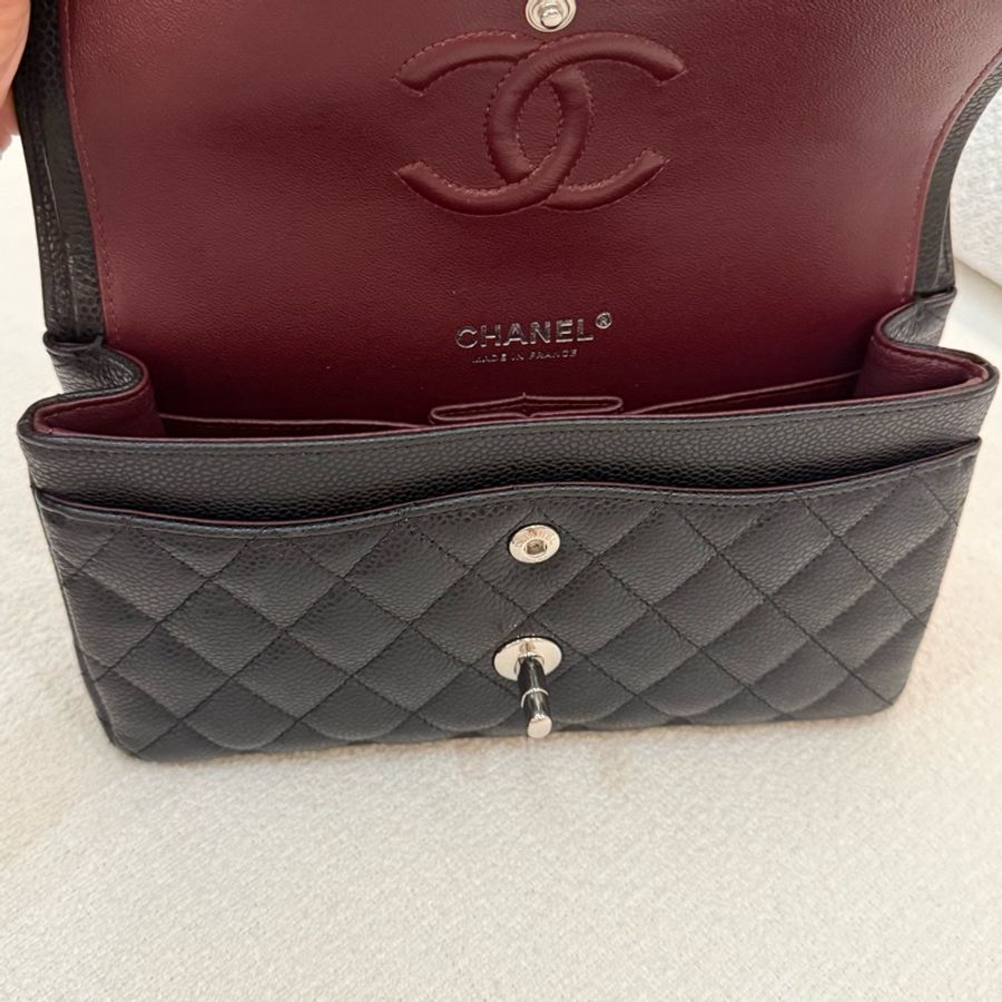 經典時髦CHANEL COCO 23cm荔枝牛皮銀釦斜背包-9