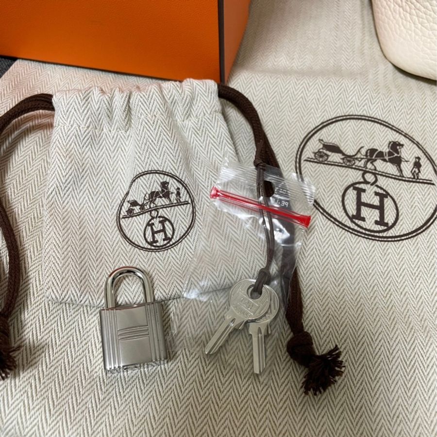 Hermes 愛馬仕Picotin 菜籃子18 奶油白銀扣-14