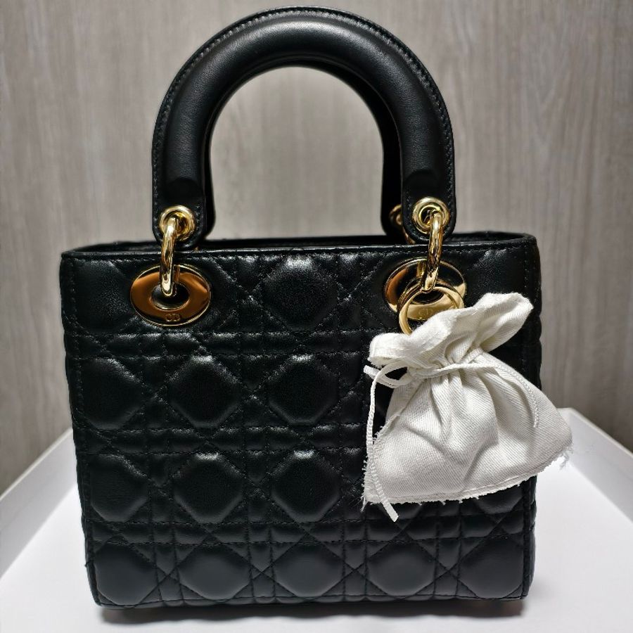 Dior 4格黑羊戴妃包-1