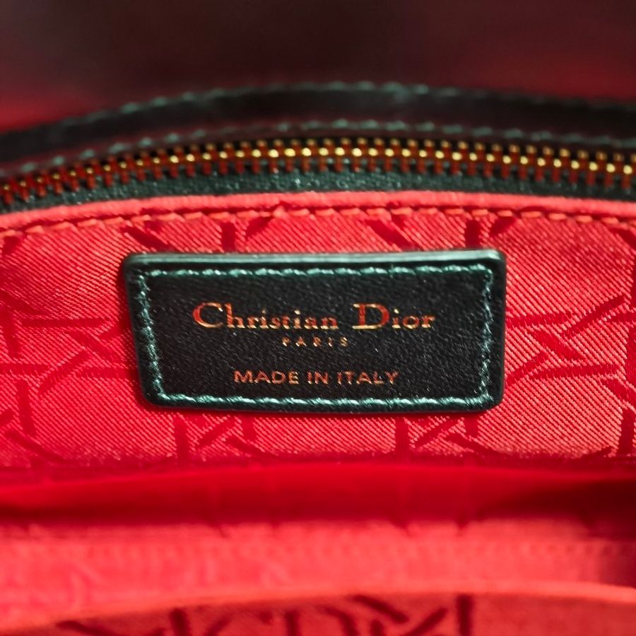 Dior 4格黑羊戴妃包-10