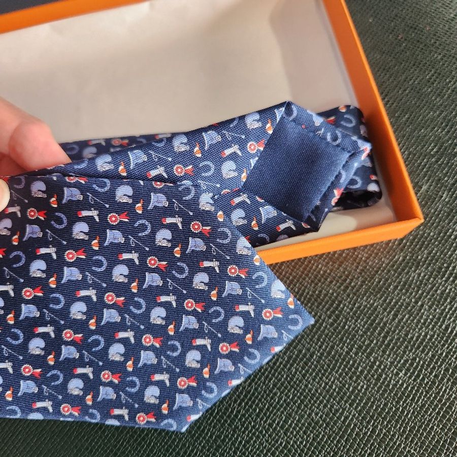 愛瑪士領帶 近新閒置 100%silk 付原廠盒 可送禮-4