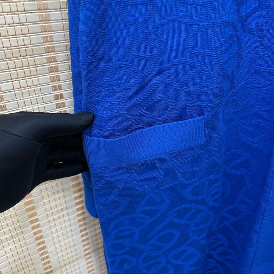 愛馬仕Hermes Roulis 豬鼻子 暗紋LOGO 長款開衫 40碼 全新有吊款 Cadigan Long 編號4E2732DC6040-2