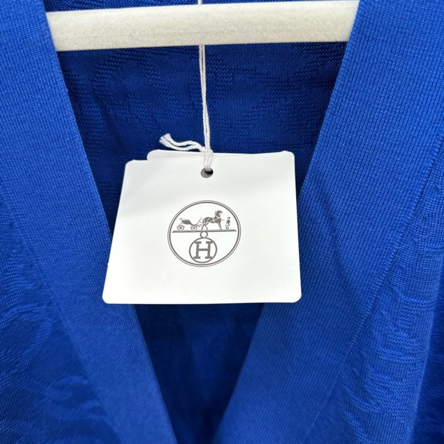 愛馬仕Hermes Roulis 豬鼻子 暗紋LOGO 長款開衫 40碼 全新有吊款 Cadigan Long 編號4E2732DC6040-11