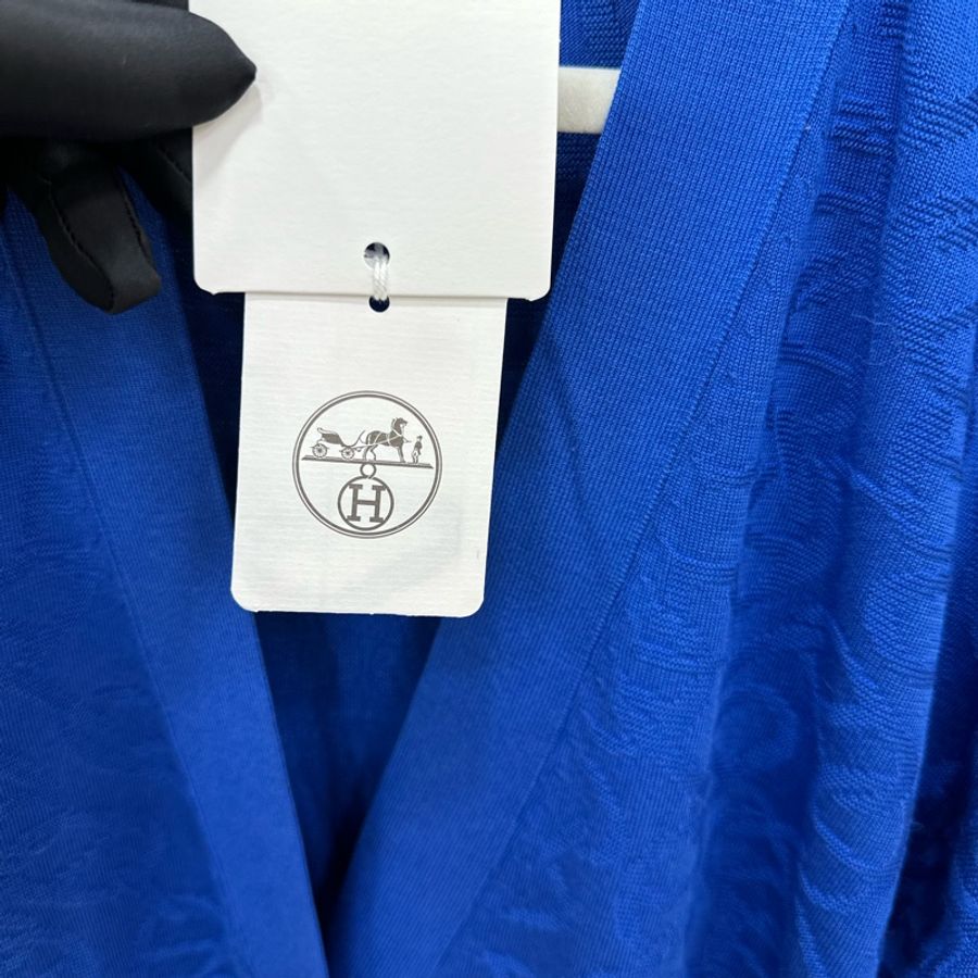 愛馬仕Hermes Roulis 豬鼻子 暗紋LOGO 長款開衫 40碼 全新有吊款 Cadigan Long 編號4E2732DC6040-13
