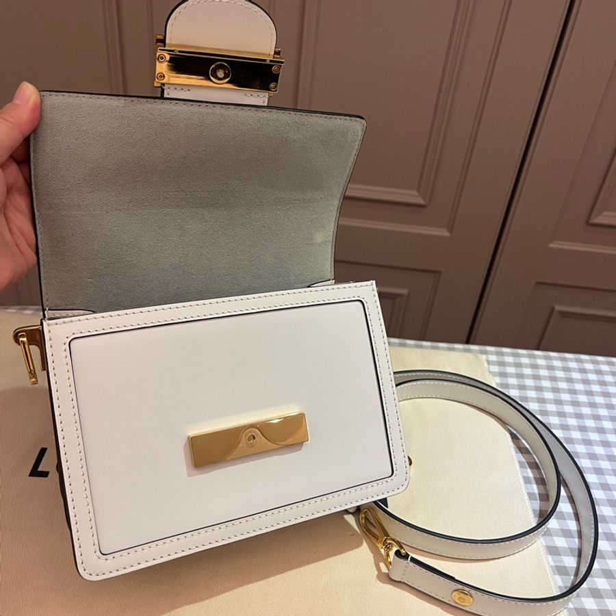 Louis Vuitton Mini Dauphine 達芙妮白色肩背斜背包-13