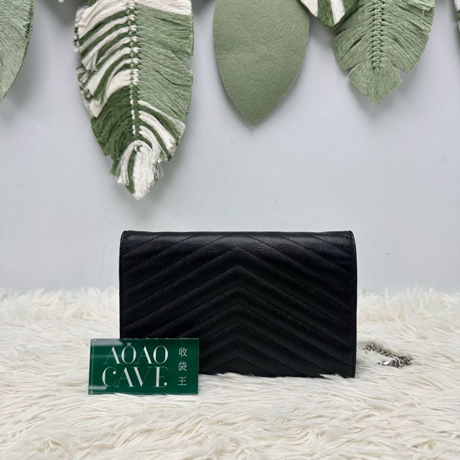 YSL 黑銀V紋荔枝皮WOC 鏈條包-4