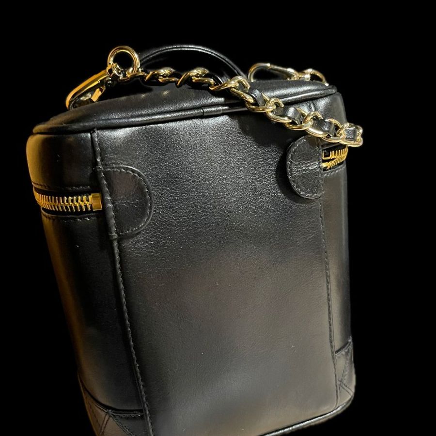 Vintage Chanel vanity case bag-3