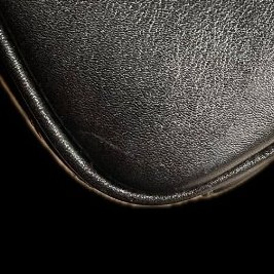 Vintage Chanel vanity case bag-7