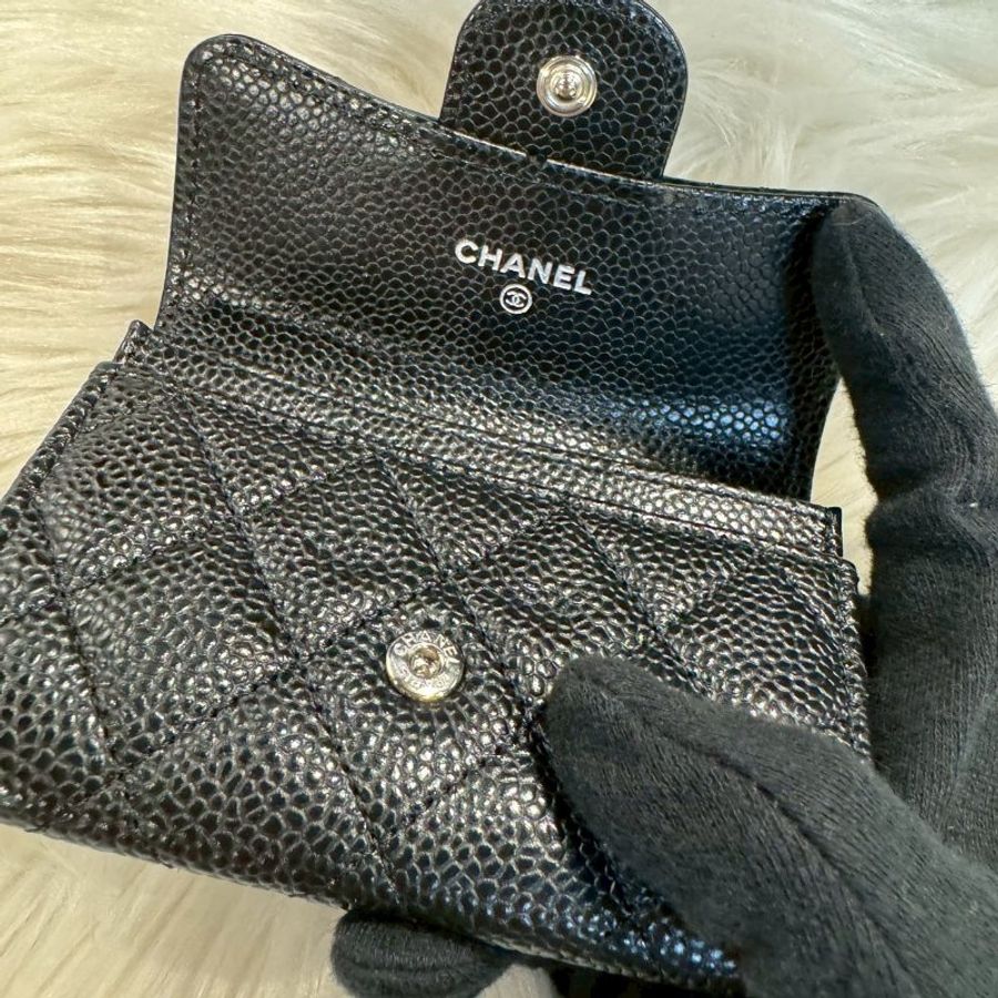 CHANEL Boy 單層卡包黑銀牛-3