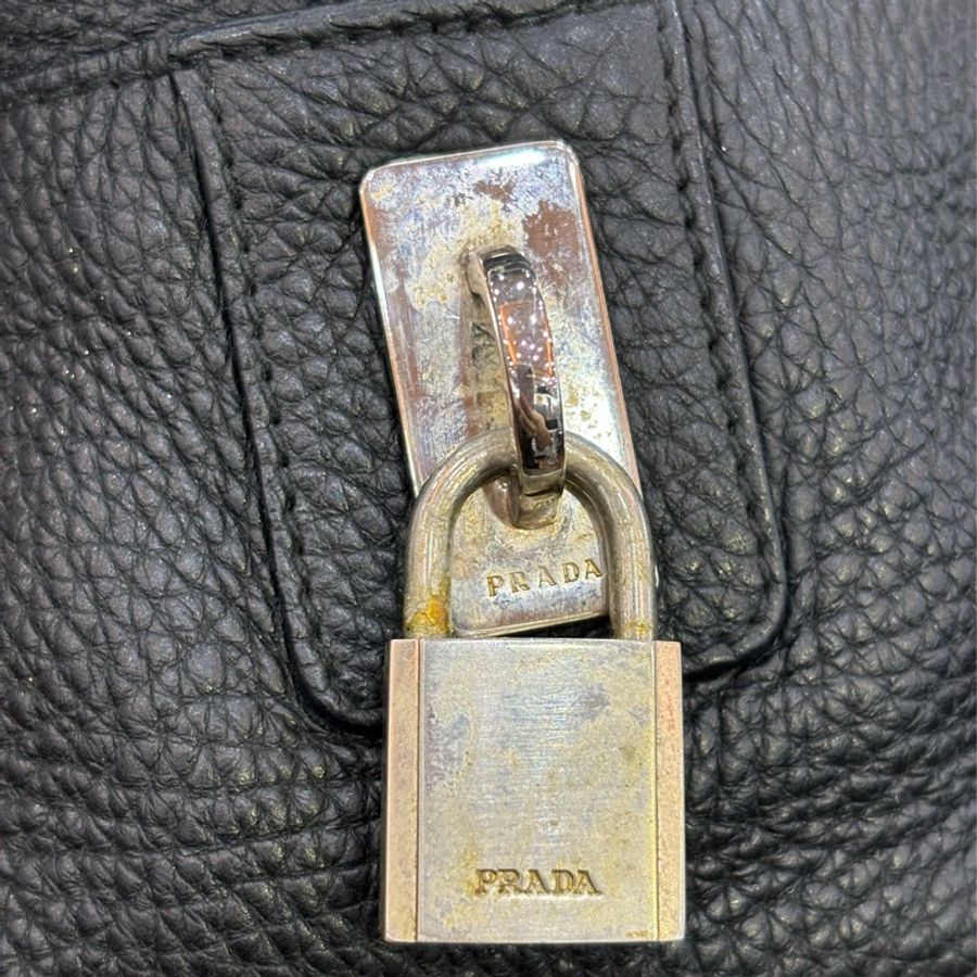 PRADA BL0310 黑色荔枝皮 銀色LOGO 編織把 拉鍊 手提包保齡球包波士頓包-13