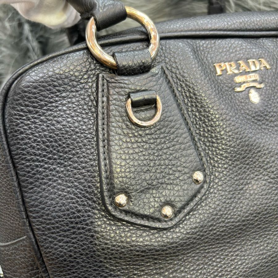 PRADA BL0310 黑色荔枝皮 銀色LOGO 編織把 拉鍊 手提包保齡球包波士頓包-32