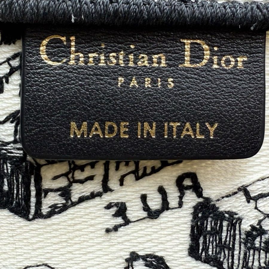 Dior/迪奧23年白色巴黎地圖book tote中號 配件有保卡塵袋 尺寸約36-5