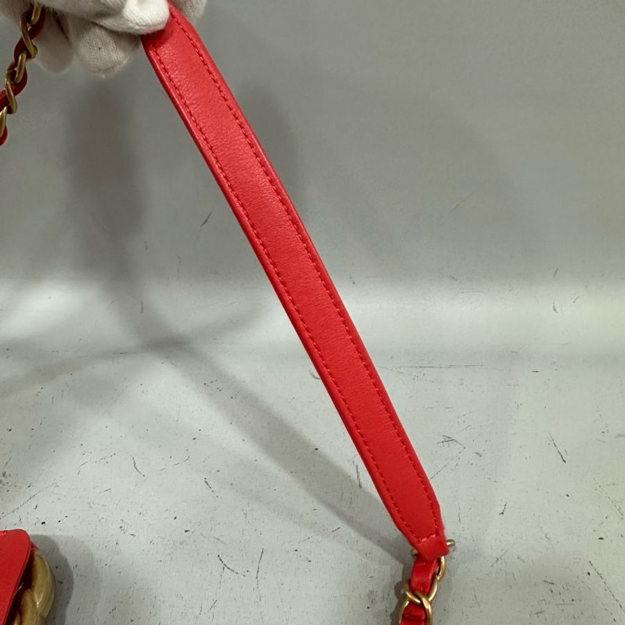 Chanel A93343 蜜桃粉荔枝皮金鏈 vanity coco 20化妝包斜背包-35