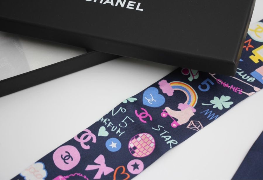 CHANEL 100% Silk Twilly CC Mark Scarf in Navy Blue-10