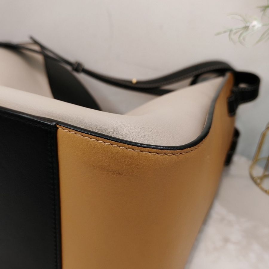 Loewe small hammock 小號吊床包-11