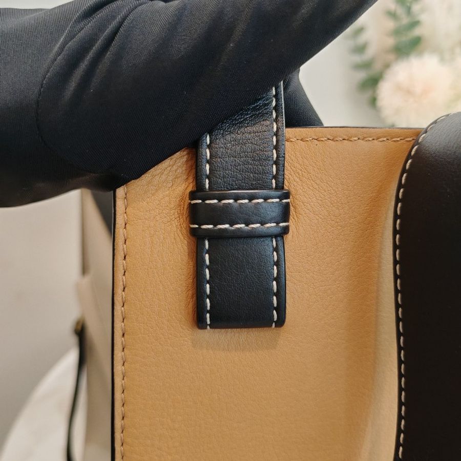 Loewe small hammock 小號吊床包-24