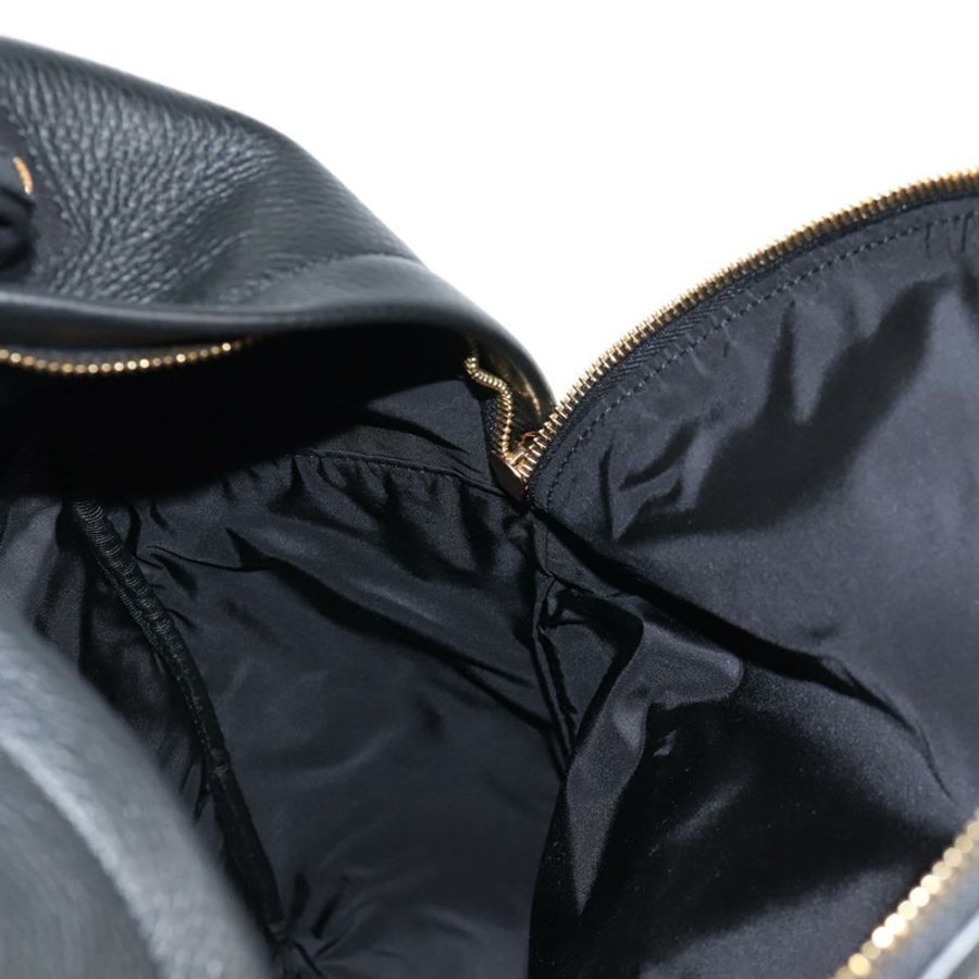 【日本直送】范思哲 (VERSACE) 黑色金色皮革雙肩包,正品編號 118813M-22