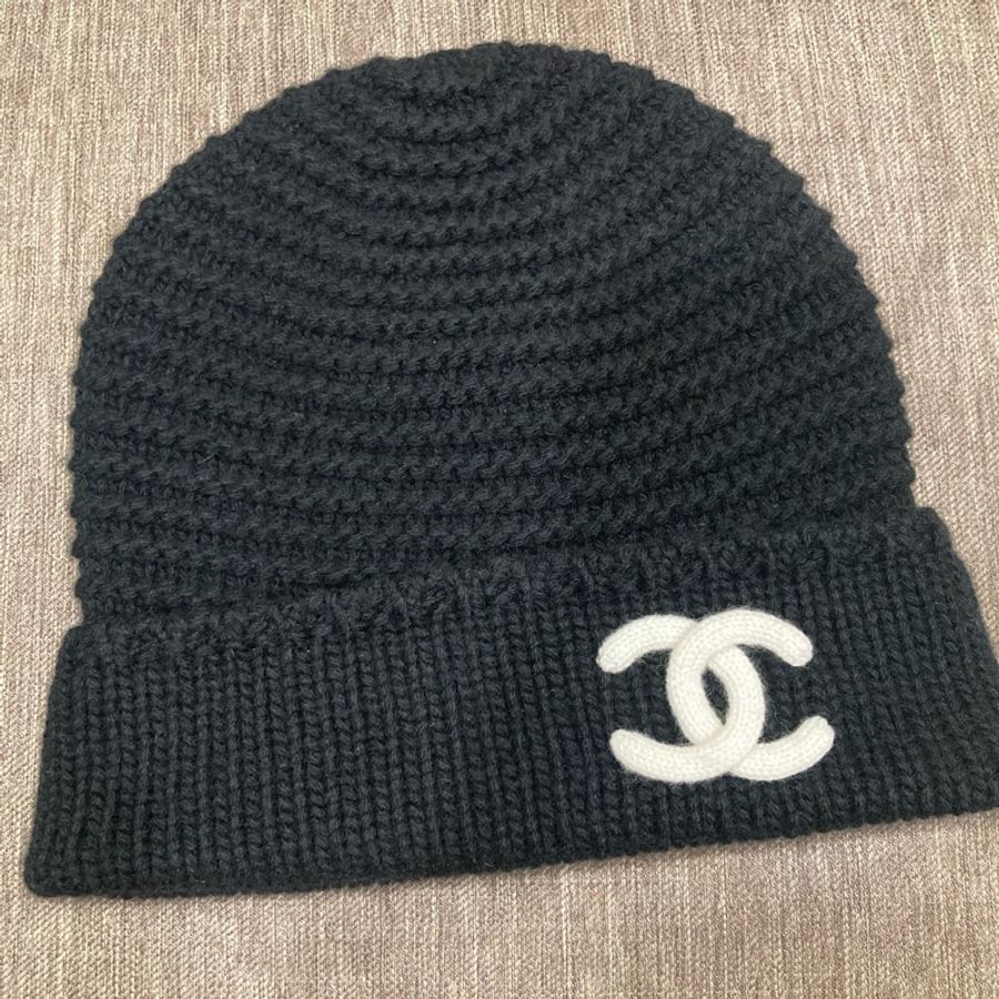 香奈兒chanel24k全黑 白logo經典不敗毛帽 冷帽 全新商品-0