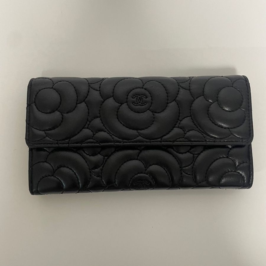 Chanel 山茶花壓印長夾-0