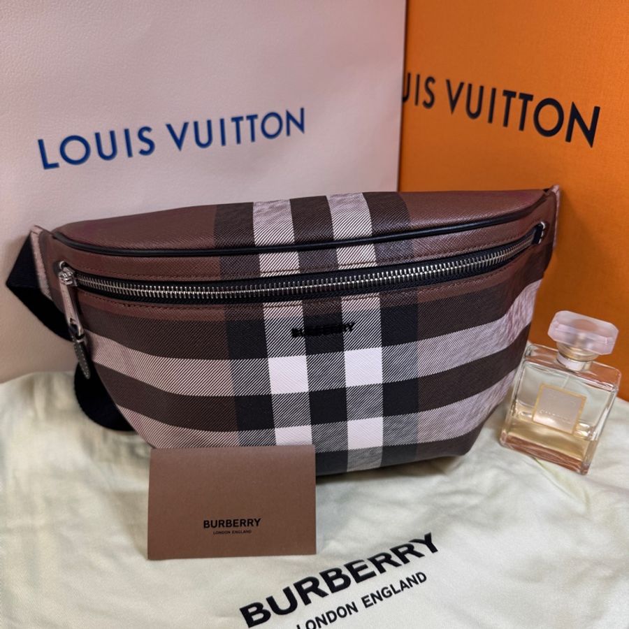 💞💞Burberry #胸口包 #腰包 斜背包-31