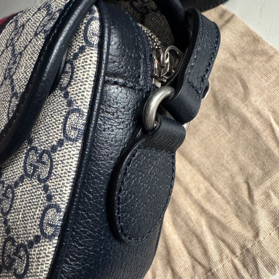 GUCCI 經典OPHIDIA系列GG Supreme帆布掀蓋斜背包(迷你-米/深藍色)-2