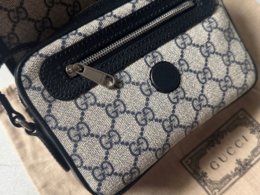 GUCCI 經典OPHIDIA系列GG Supreme帆布掀蓋斜背包(迷你-米/深藍色)-7
