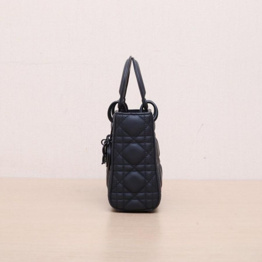 DIOR(迪奧) Lady Dior 戴妃包 三格 黑色 磨砂扣 2021-1