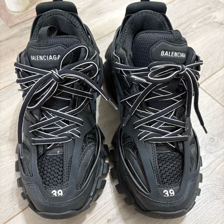 巴黎世家 TRACK SNEAKER IN BLACK-5