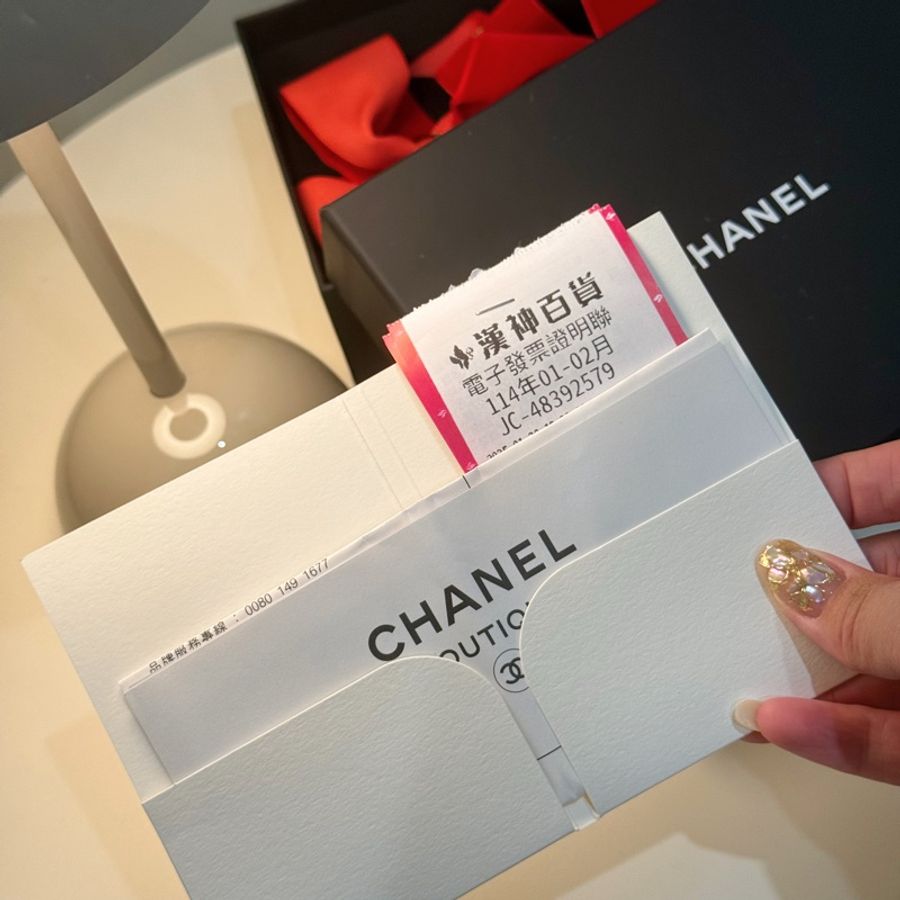 CHANEL 2025春夏經典小型口蓋皮夾_季節限定款-8