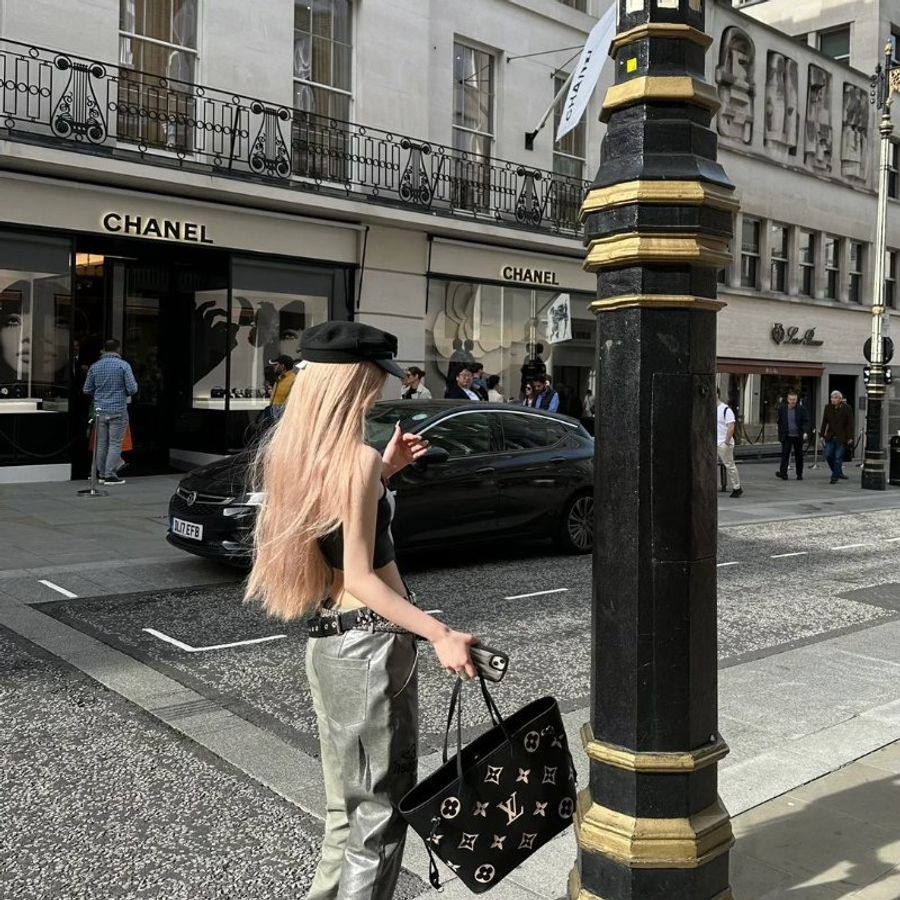 LOUIS VUITTON Neverfull tote - MM黑米-1
