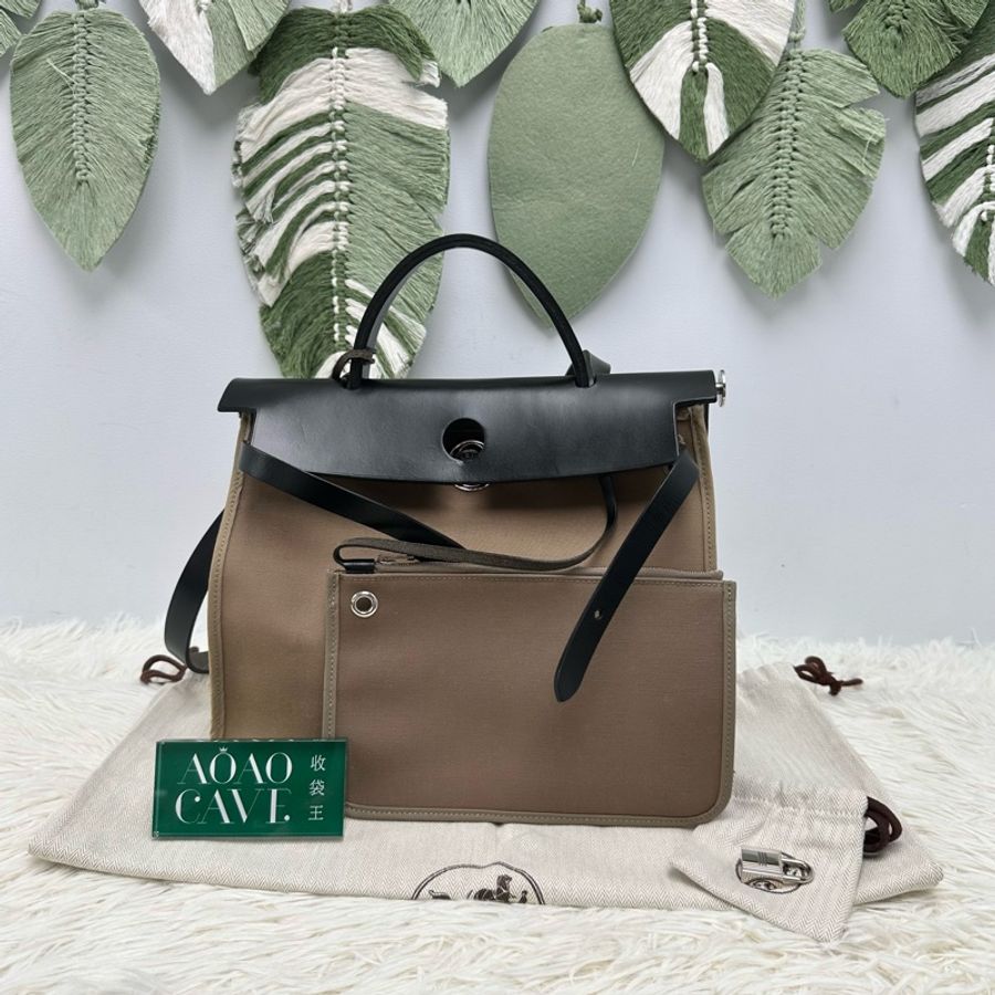 HERMES HERBAG 31 風衣灰拼黑色銀扣 C Stamp 單肩手提包-0