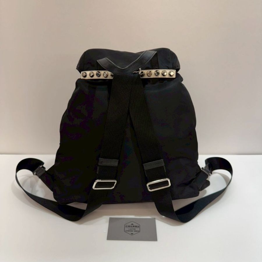 PRADA 鉚釘 尼龍 後背包/雙肩包 85成新-1
