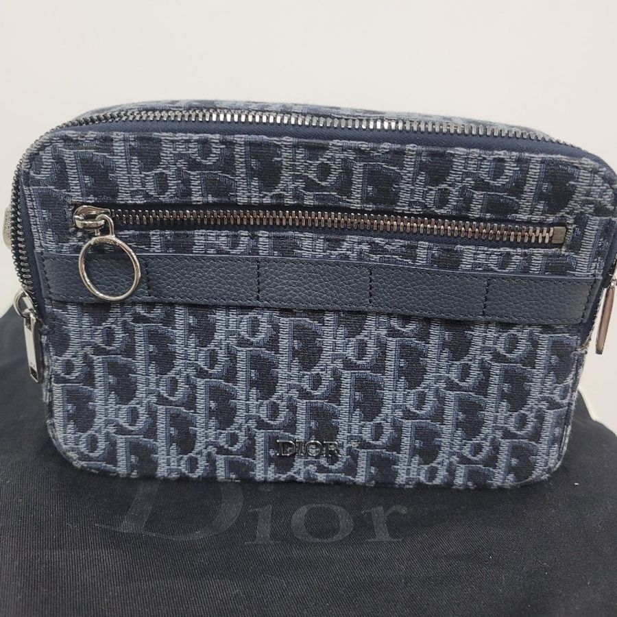 DIOR 藍色刺繡花紋輕巧斜背包-0