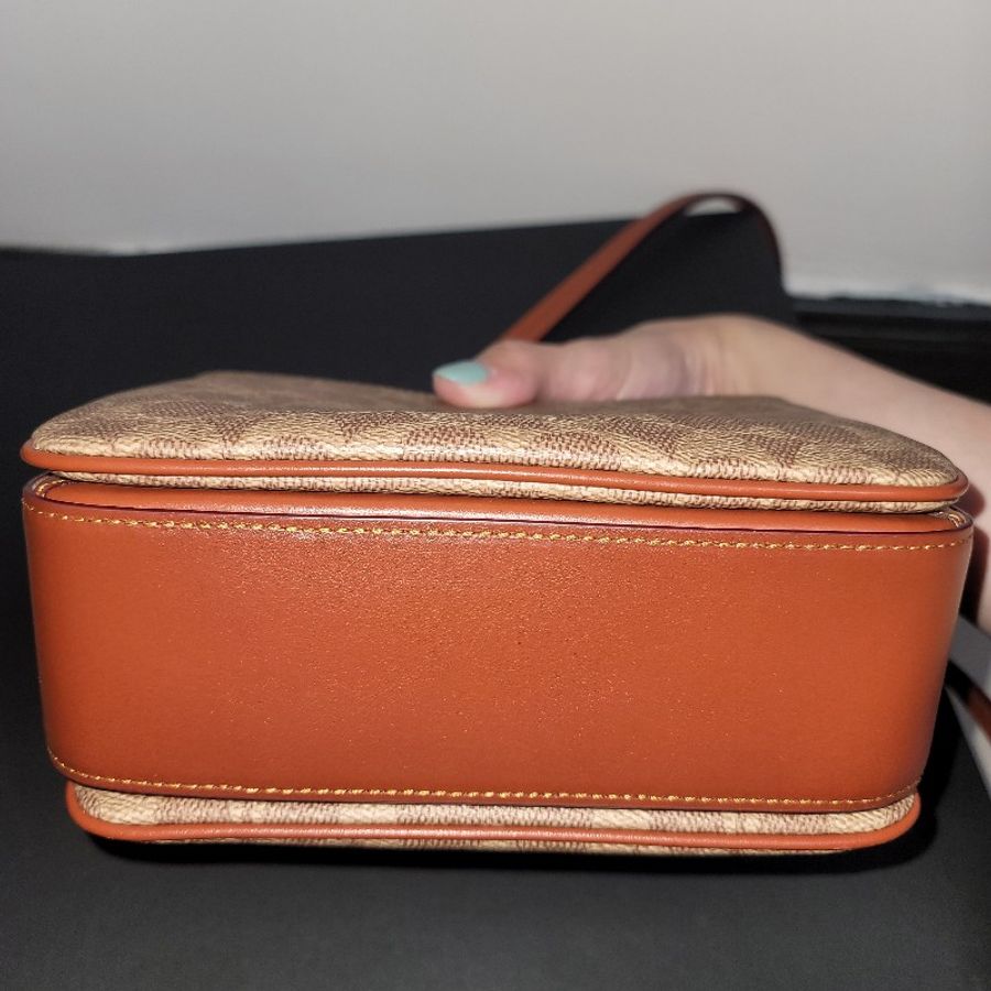 COACH 棕色老花輕巧手提斜背包-4