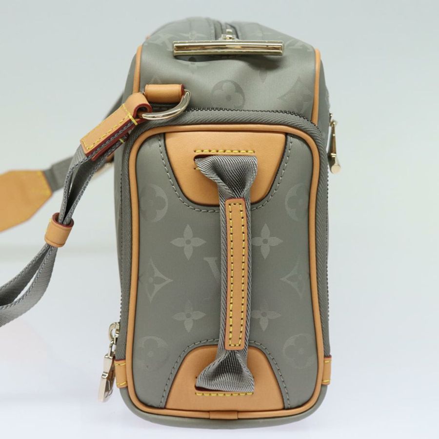 【日本直送】路易威登 Monogram 鈦金屬相機包/單肩包 灰色 M43884 正品 79277SA-2