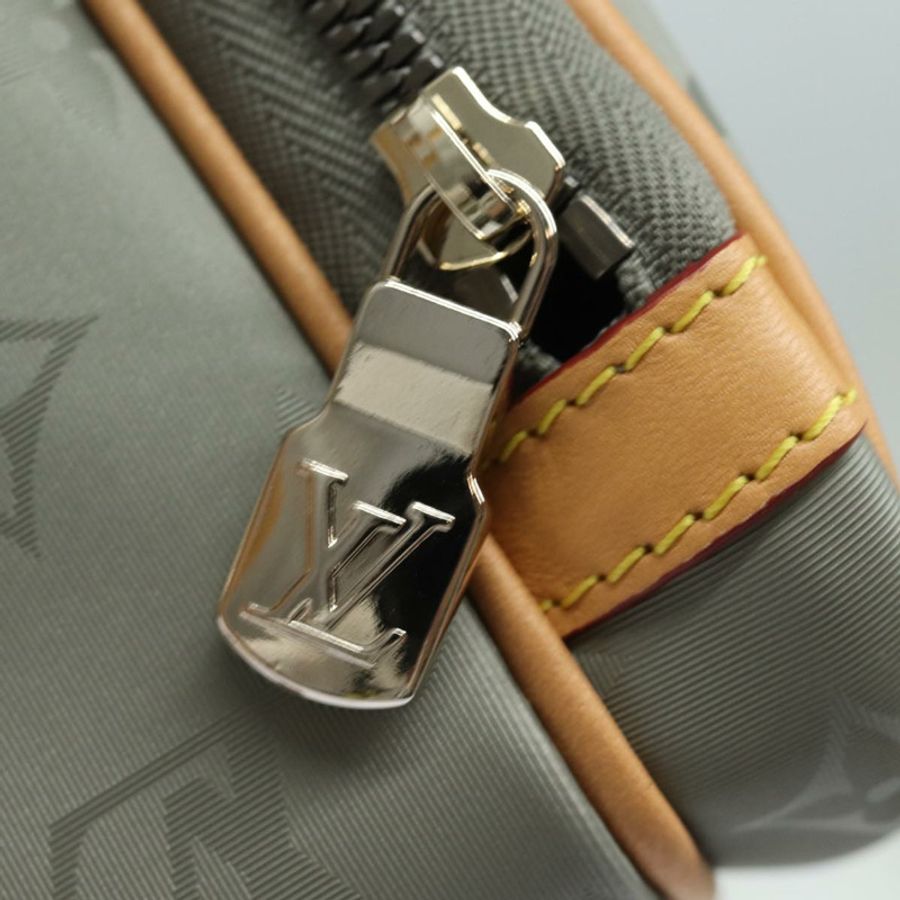 【日本直送】路易威登 Monogram 鈦金屬相機包/單肩包 灰色 M43884 正品 79277SA-19