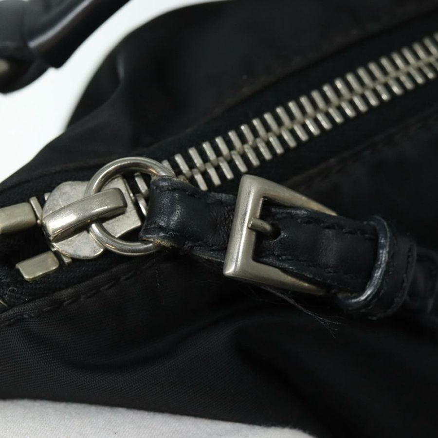 【日本直送】PRADA 黑色尼龍單肩包 正品 am6640-10