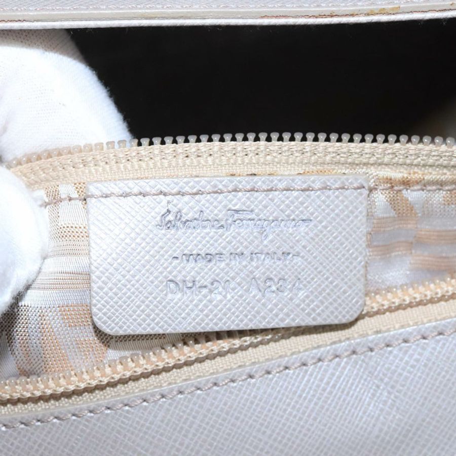【日本直送】Salvatore Ferragamo Gancini 手提包 皮革 銀色 正品 104358-11