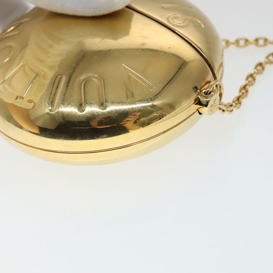 【日本直送】路易威登 AirPods 保護殼 金屬金色 M01316 LV 正品 110737-13