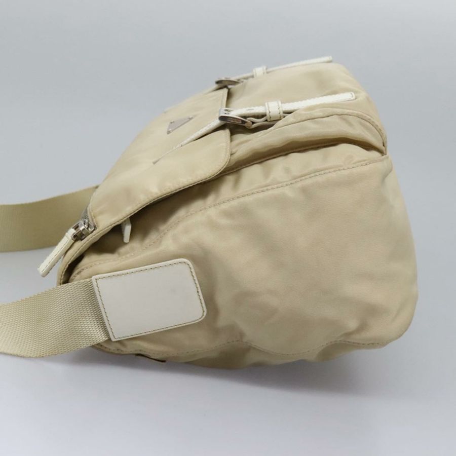 【日本直送】PRADA 尼龍米色銀色單肩包 正品 ac3661-2