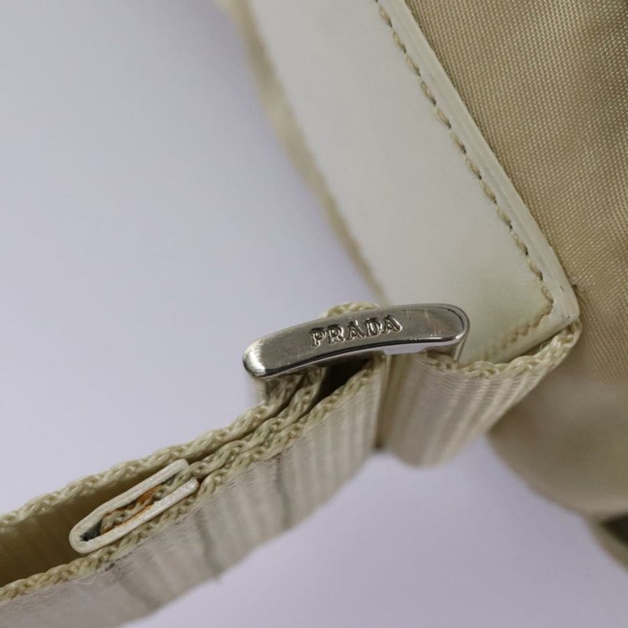 【日本直送】PRADA 尼龍米色銀色單肩包 正品 ac3661-18