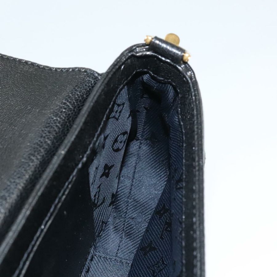 【日本直送】路易威登 Avant Garde 肩背包，黑色麂皮材質，貨號 M97093，LV 正品，BA550S-23