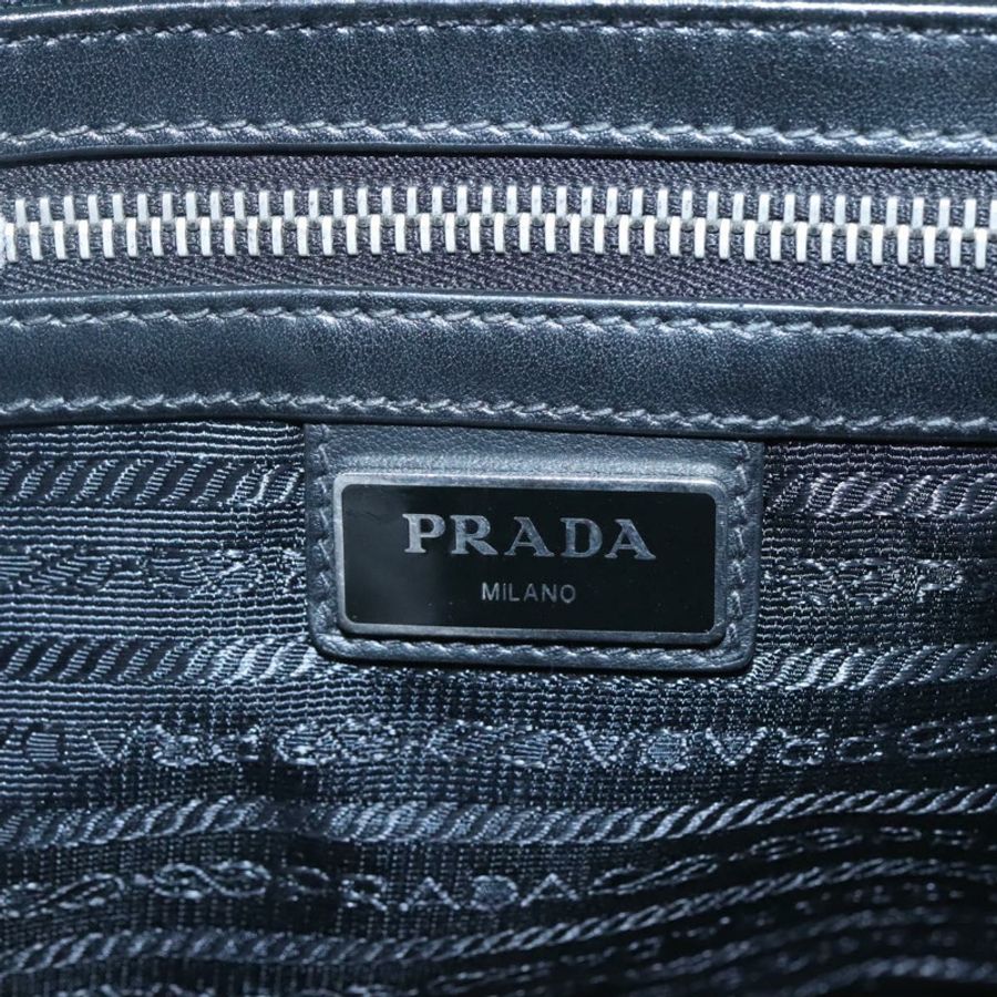 【日本直送】PRADA 手拿包 Safiano 皮革 海軍藍 銀色 正品 BD1408-19