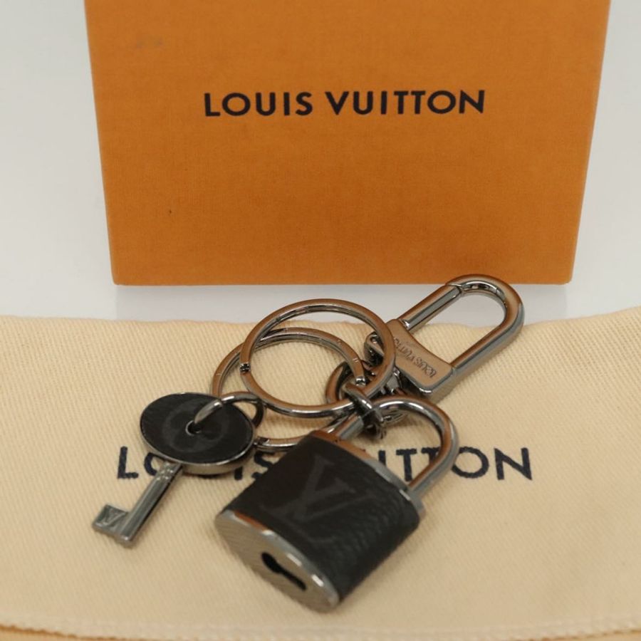 【日本直送】路易威登 Monogram Eclipse Porte Cles LV Lock Charm M61951 LV Auth 116012-11