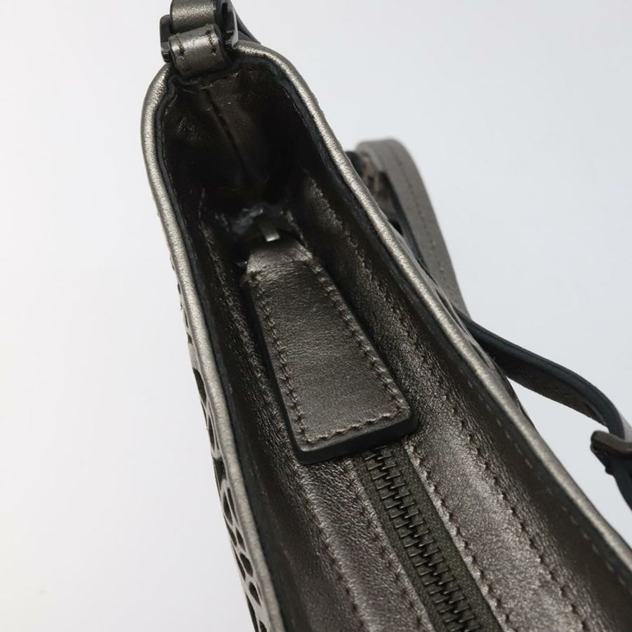 【日本直送】BURBERRY Nova Check 皮革銀色配件包 Auth 118011-9