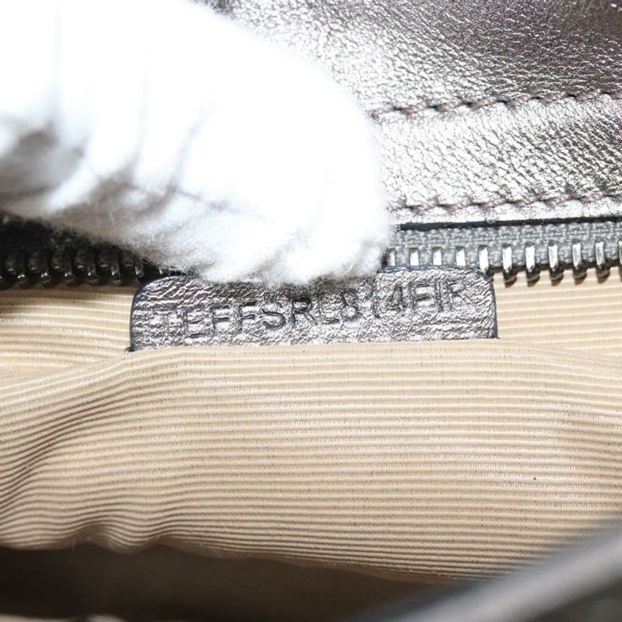 【日本直送】BURBERRY Nova Check 皮革銀色配件包 Auth 118011-11