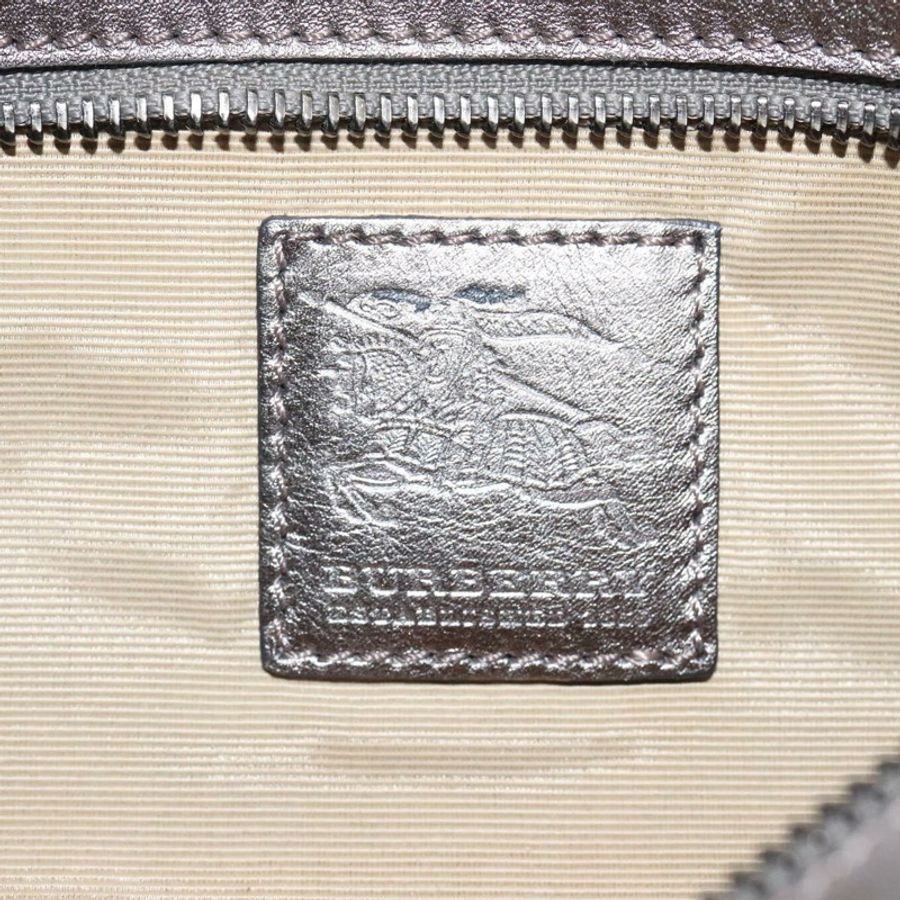 【日本直送】BURBERRY Nova Check 皮革銀色配件包 Auth 118011-16