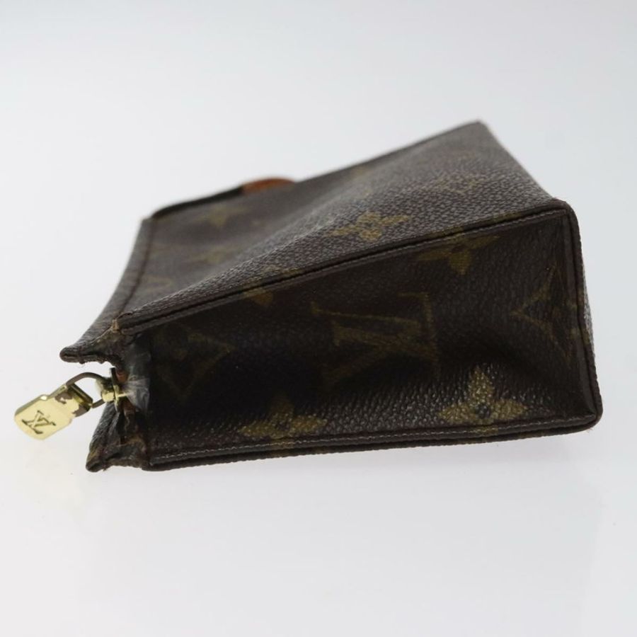 【日本直送】路易威登 Monogram Poche Toilette 15 手拿包 M47546 LV Auth am8106-3