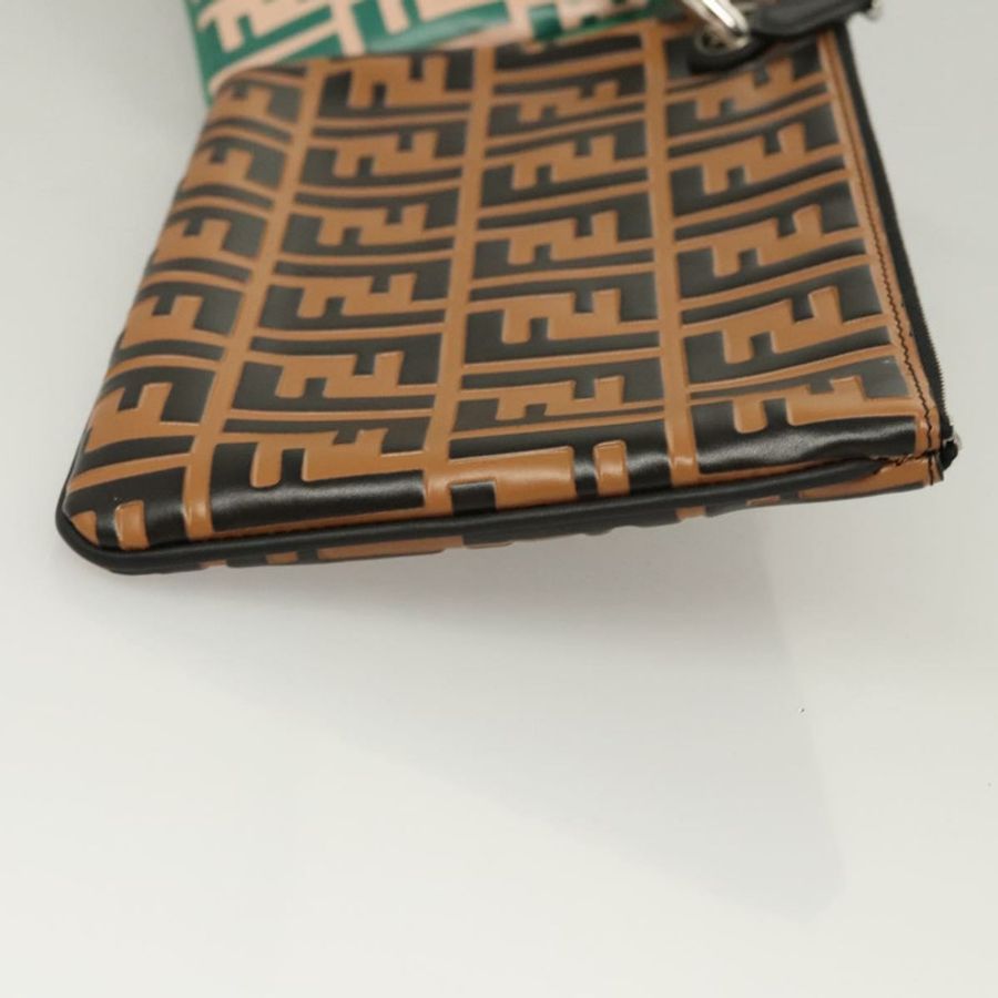 【日本直送】FENDI Zucca帆布三層手拿包 黑色 棕色 紅色 正品 ac3770-3
